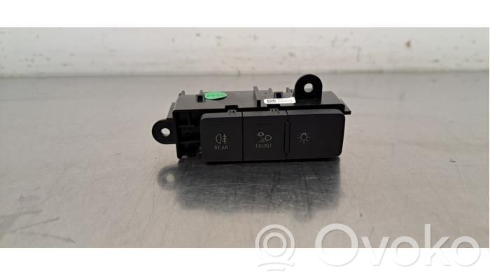 Audi Q3 F3 Interruptor de luz antiniebla 