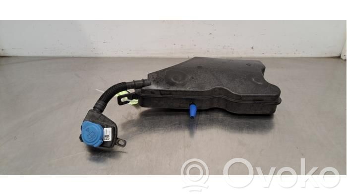 BMW 4 G22 G23 G24 G26 Zbiornik płynu do spryskiwaczy szyby przedniej / czołowej 