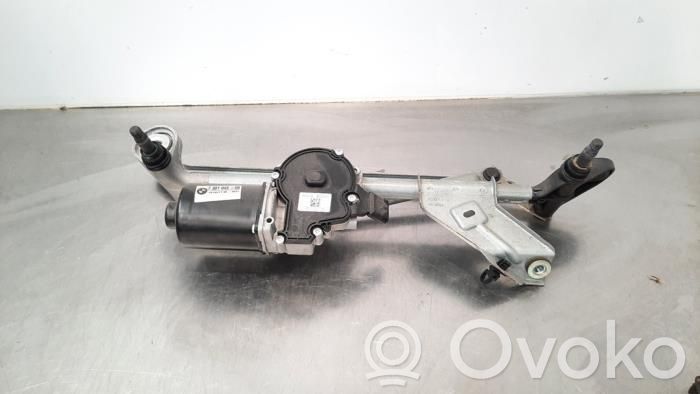 BMW 2 F46 Motor y varillaje del limpiaparabrisas delantero