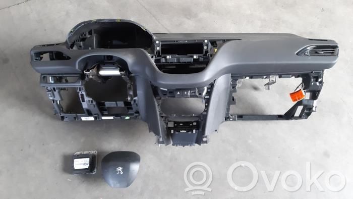 Peugeot 208 I Set airbag con pannello