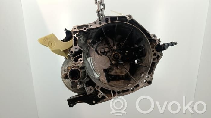 Peugeot 2008 I Cutie viteze manuală cu 5 trepte 