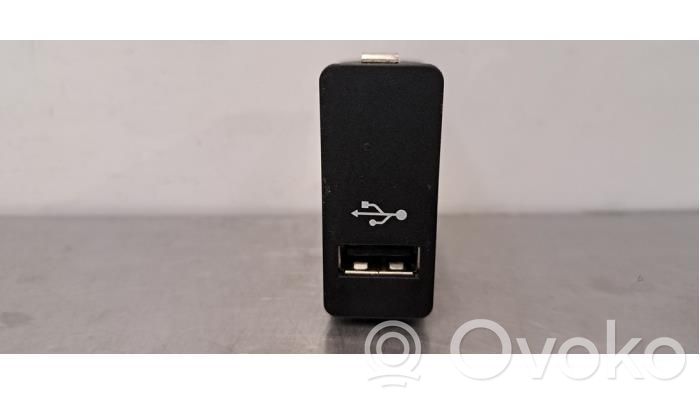 BMW X2 F39 Connettore plug in USB 