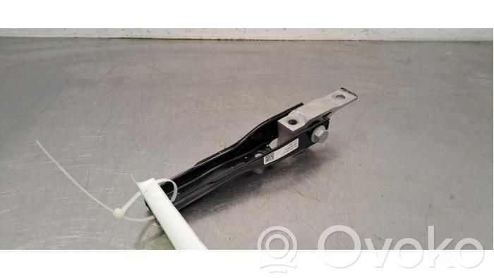 Skoda Kodiaq Gearbox mounting bracket 