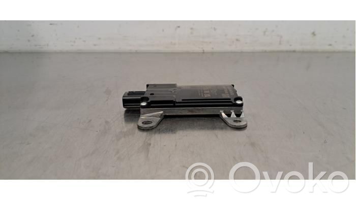 Sensor de radar Distronic   KR9P67Y30K