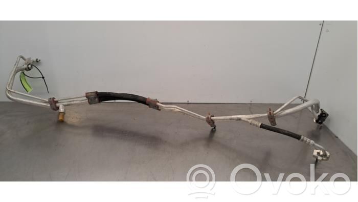 Ilmastointilaitteen putki (A/C)   148646900B