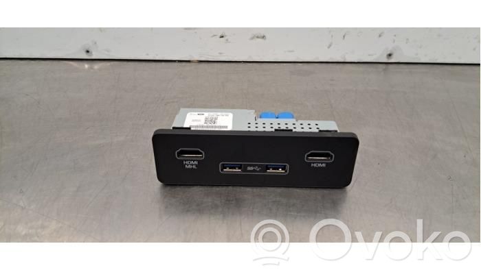 Land Rover Range Rover Sport L494 Enchufe conector USB 