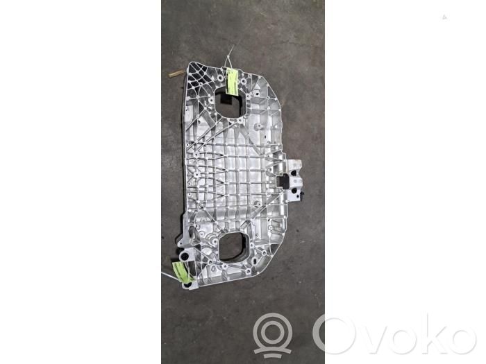 Other engine bay part