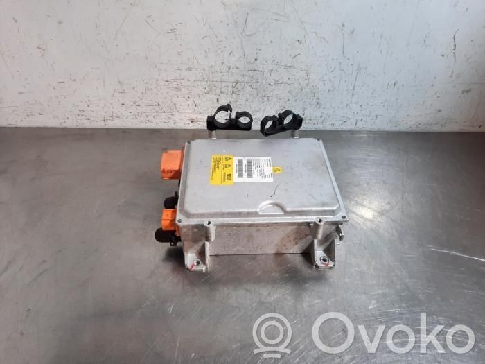 Inversor/convertidor de voltaje   10508902