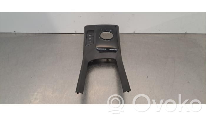 MG MG3 III Console centrale 