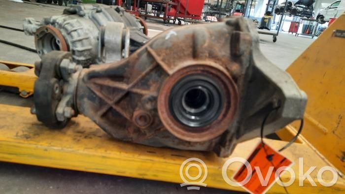 Mercedes-Benz C W205 Tylny mechanizm różnicowy 