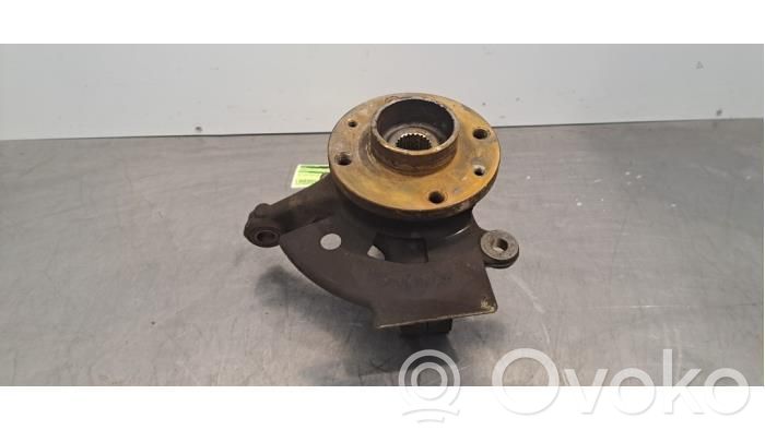Nissan Micra K14 Fuzetă butuc roată față 