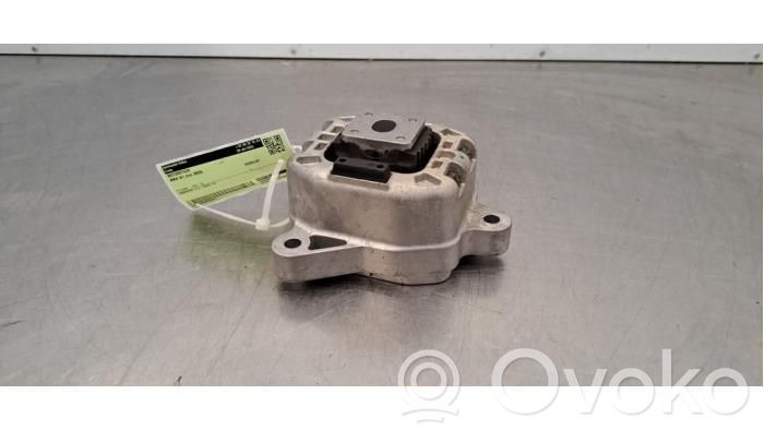 BMW iX1 Engine mount bracket 
