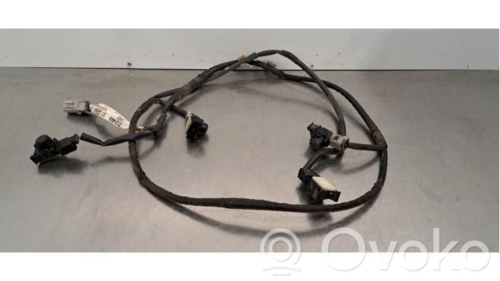 Cableado del sensor de aparcamiento (PDC)   D24H67SH0