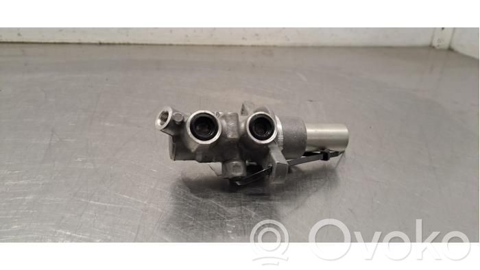 Mercedes-Benz EQC Główny cylinder hamulca 