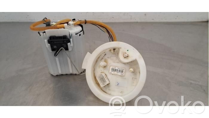 Bomba interna de combustible   31355907