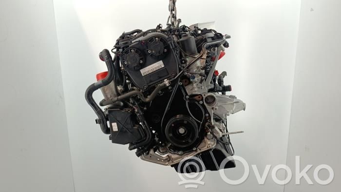 Motor   06L100037N