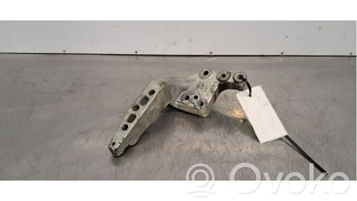 Engine mount bracket   1394272080,1613974080,1637130980