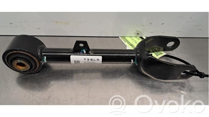 Brazo de suspensión trasero   128842300A