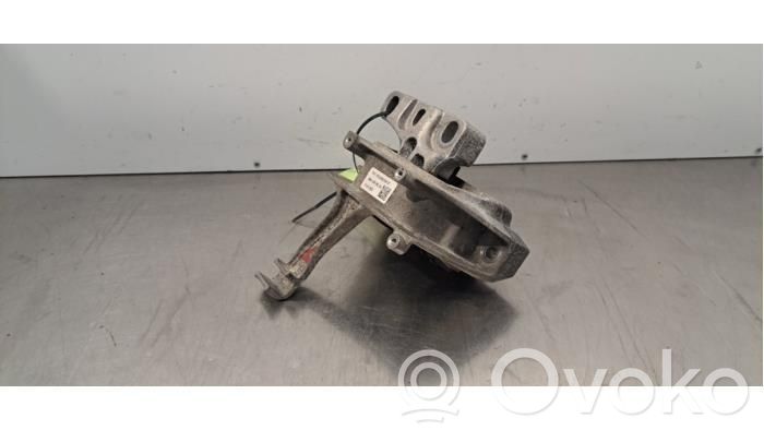 Audi A3 8Y Engine mount bracket 