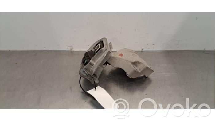 Nissan Micra K14 Engine mount bracket 