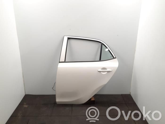 Galinės durys   77003G6000