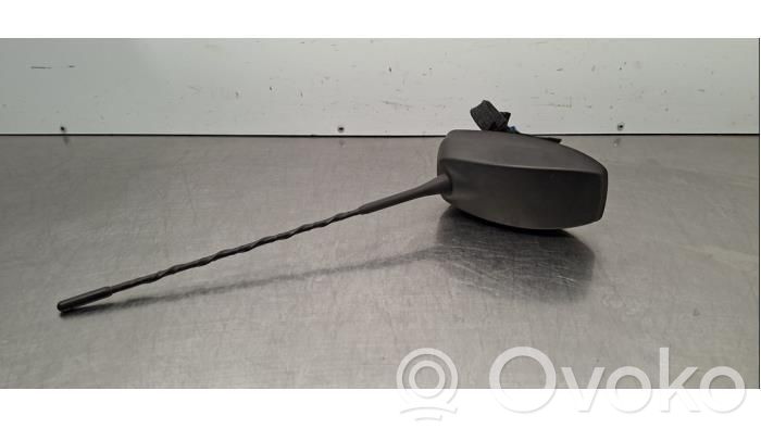 Opel Astra K Radion antenni 