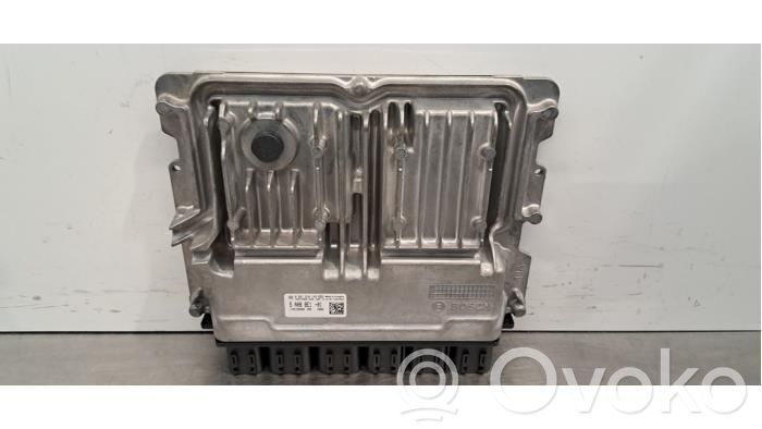 BMW 1 F40 Unidad de control/módulo del motor 