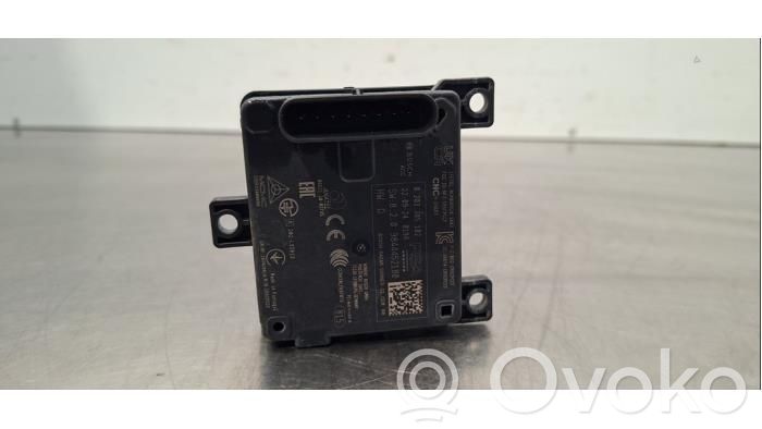 Sensor de radar Distronic   9844452180,1682785780
