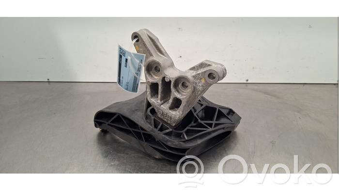 Engine mount bracket   9809162280,9800895680