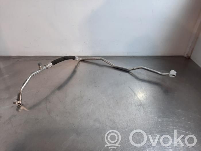 BMW 1 F40 Conductă/furtun aer condiționat (A/C) 