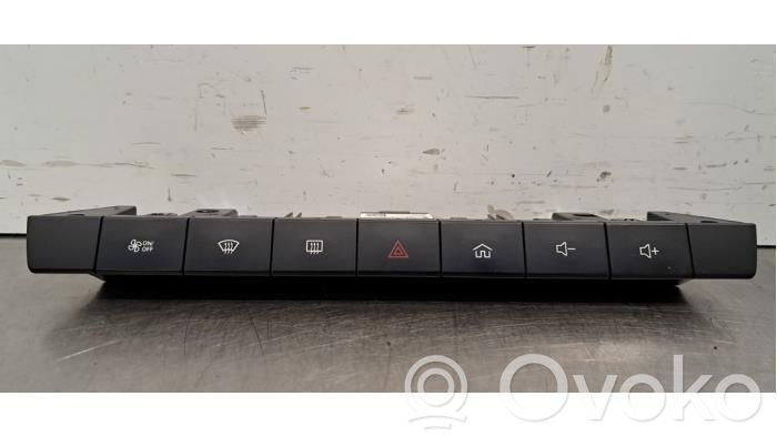 Climate control unit   11062666