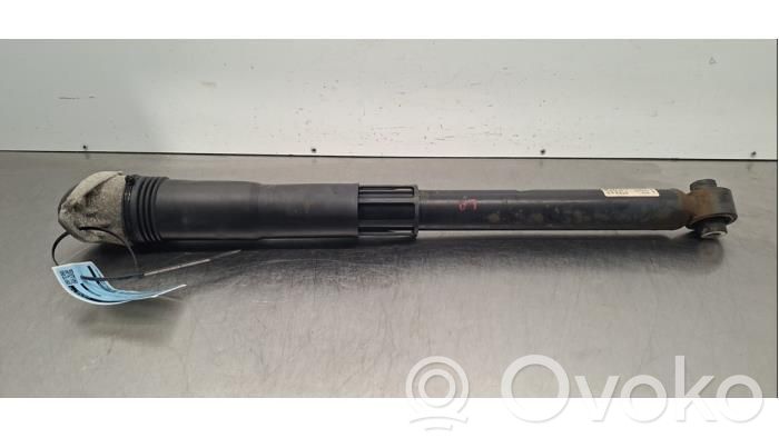 Volkswagen Golf VII Amortyzator tylny 