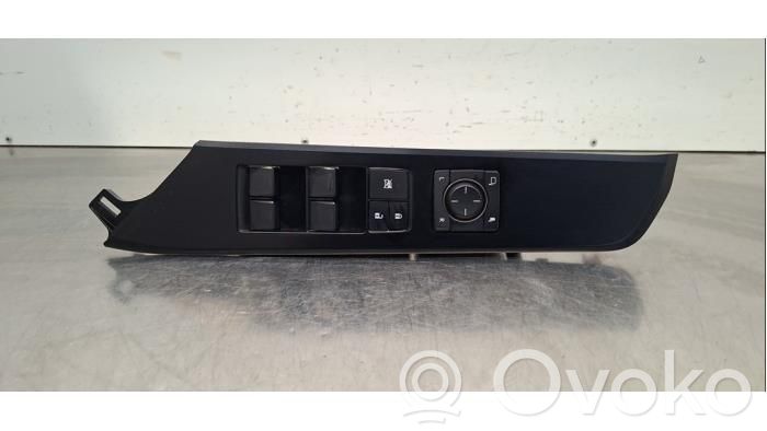 Lexus UX Electric window control switch 