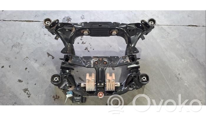 Front subframe   33307916221