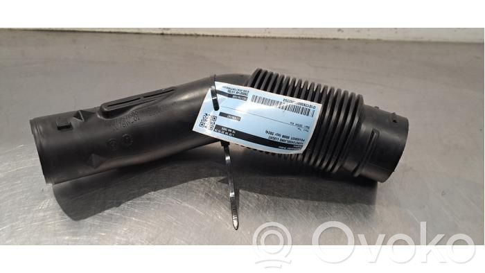 Peugeot 3008 III Conductă/furtun admisie aer 
