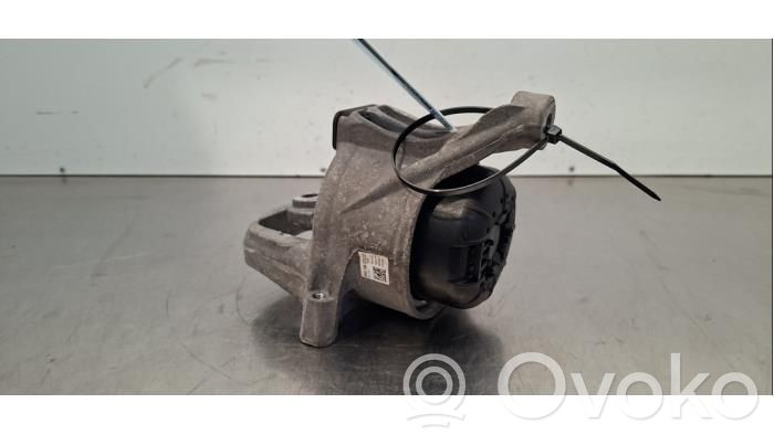 Audi A5 Engine mount bracket 