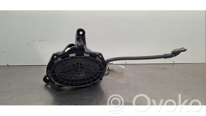 Renault Captur II Subwoofer speaker 
