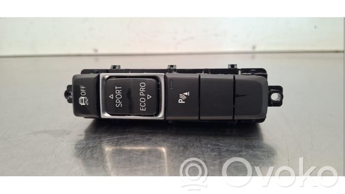BMW X1 F48 F49 Interruttore del sensore di parcheggio (PDC) 