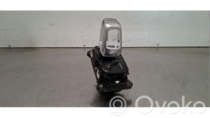 Volvo XC40 Wybierak biegów 