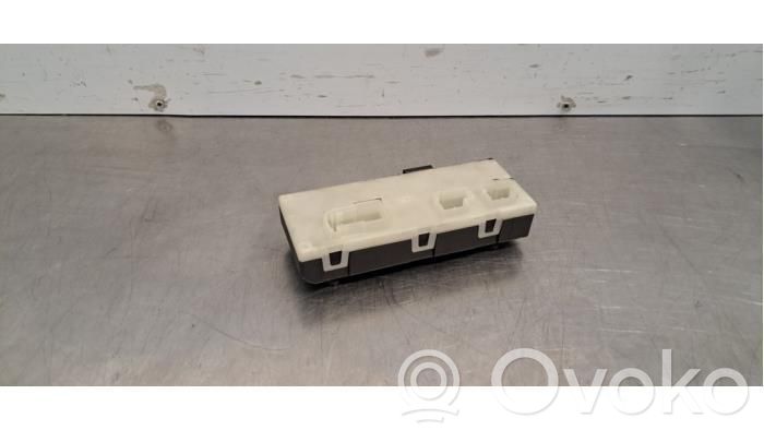 BMW X1 F48 F49 Tailgate/trunk control unit/module 