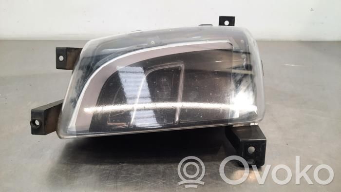 LED dienas gaisma   103433100B