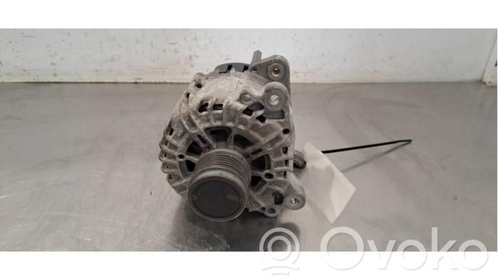 Audi A3 8Y Generatorius 