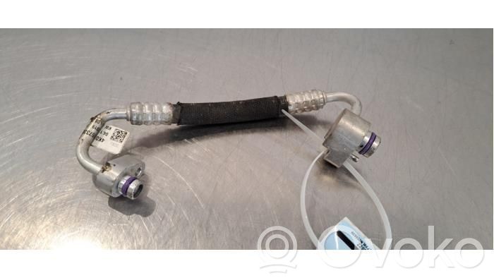 Audi A7 S7 4K8 Ilmastointilaitteen putki (A/C) 