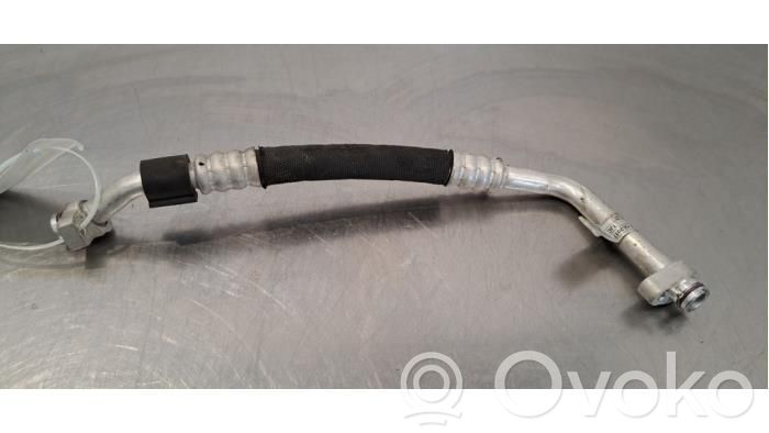 Audi A7 S7 4K8 Ilmastointilaitteen putki (A/C) 