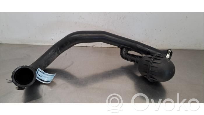 Audi A7 S7 4K8 Furtun/conductă intercooler 