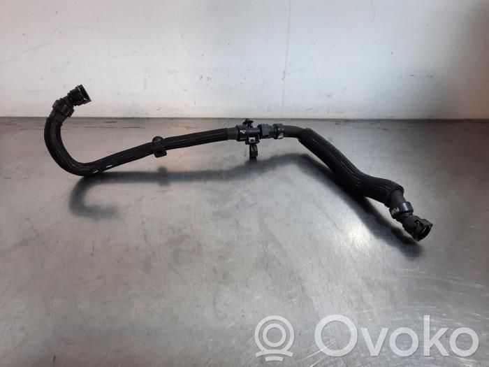 Peugeot 308 Conductă/furtun lichid de răcire motor 