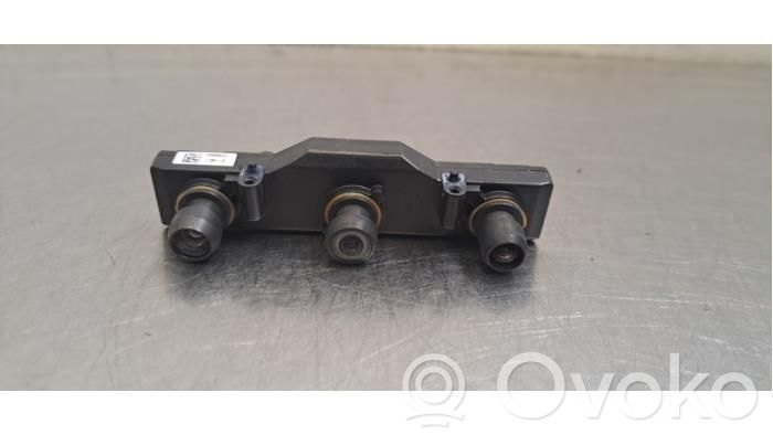 Tesla Model X Windshield/windscreen camera 
