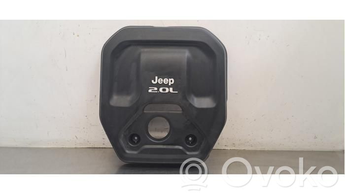 Jeep Wrangler Cubierta del motor (embellecedor)