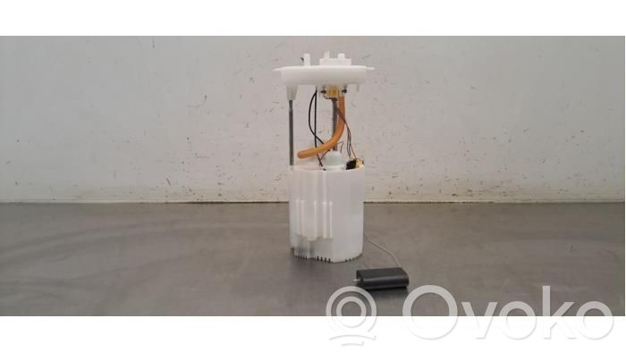 Volkswagen Tiguan Pompa carburante immersa