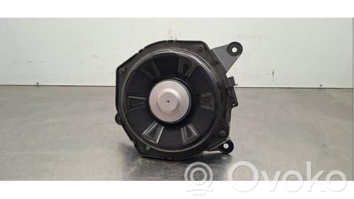 Mercedes-Benz CLA C118 X118 Subwoofer 